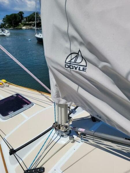 2004 Alerion 28 Express