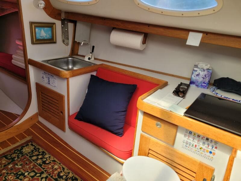 2004 Alerion 28 Express