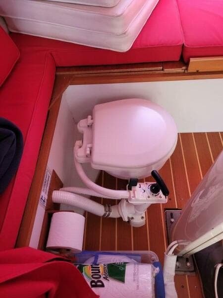 2004 Alerion 28 Express