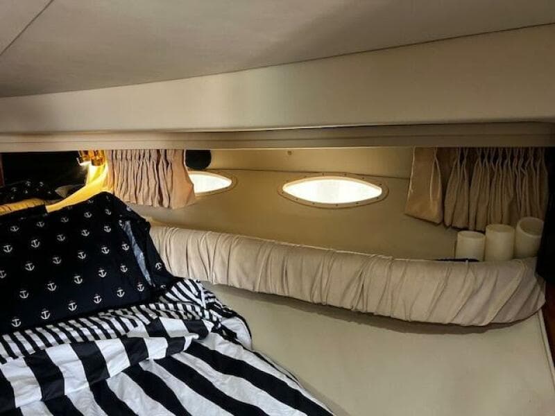 410 starboard forward