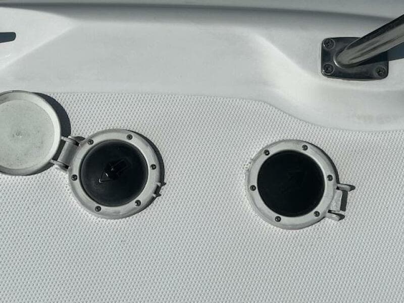 410 windlass controls