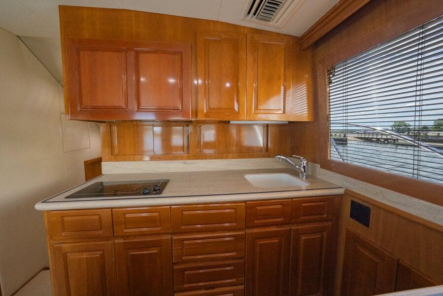 2001 Hatteras 50 Convertible