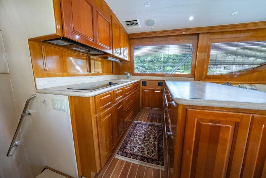 2001 Hatteras 50 Convertible