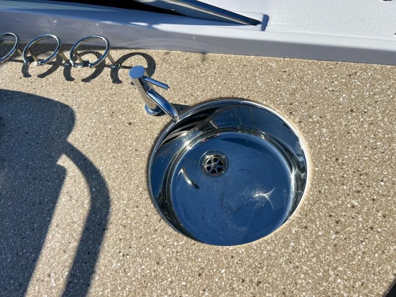 2019 Four Winns H290