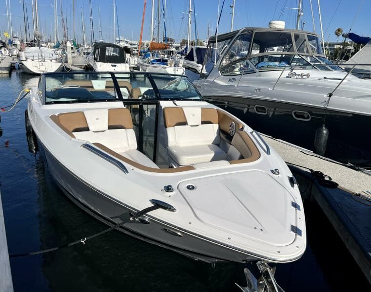 2019 Four Winns H290