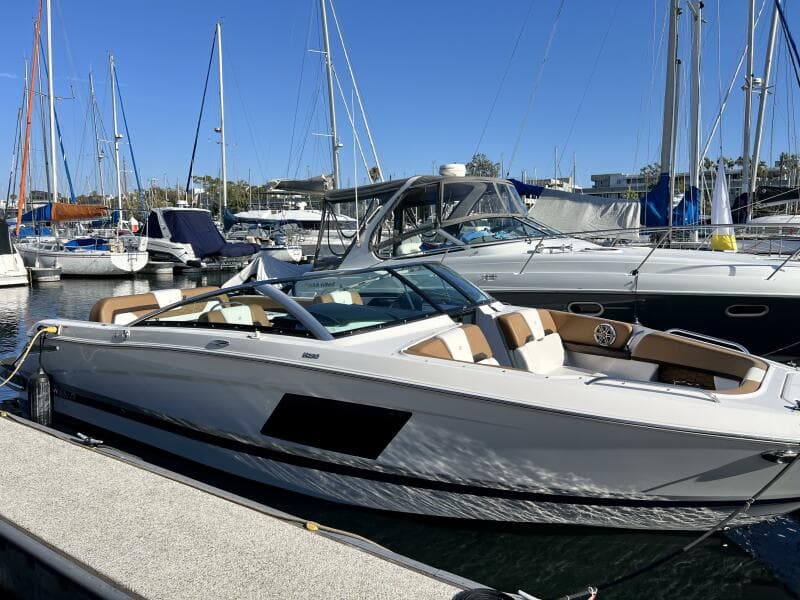 2019 Four Winns H290