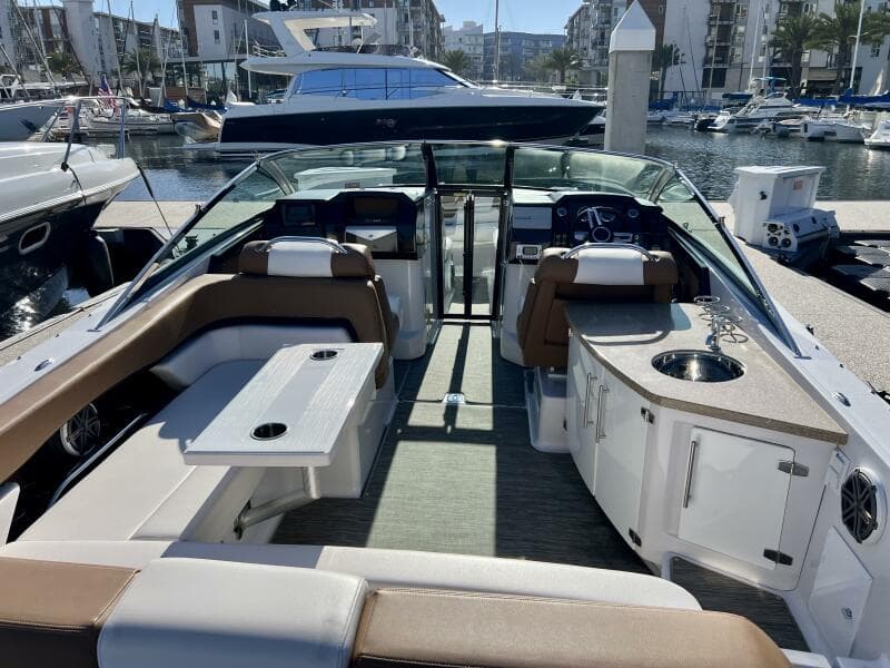 2019 Four Winns H290