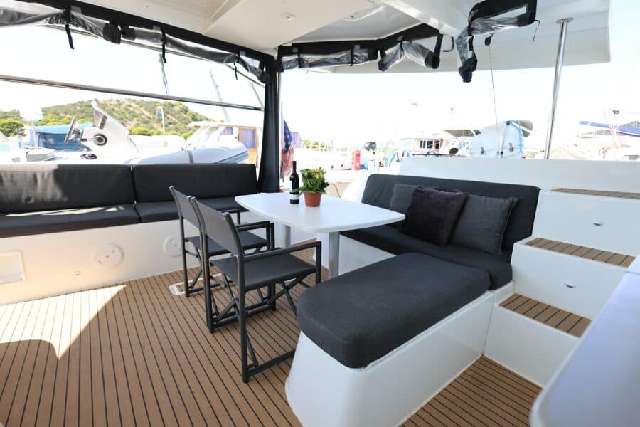 2020 Lagoon  - Photo 81