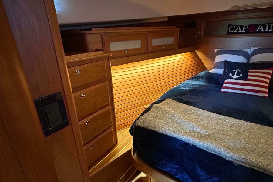 2022 Sabre 45 Salon Express