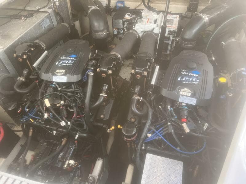 Twin 350 MAG MPI Mercruisers