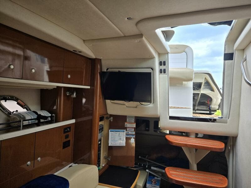 Insignia Flatscreen TV