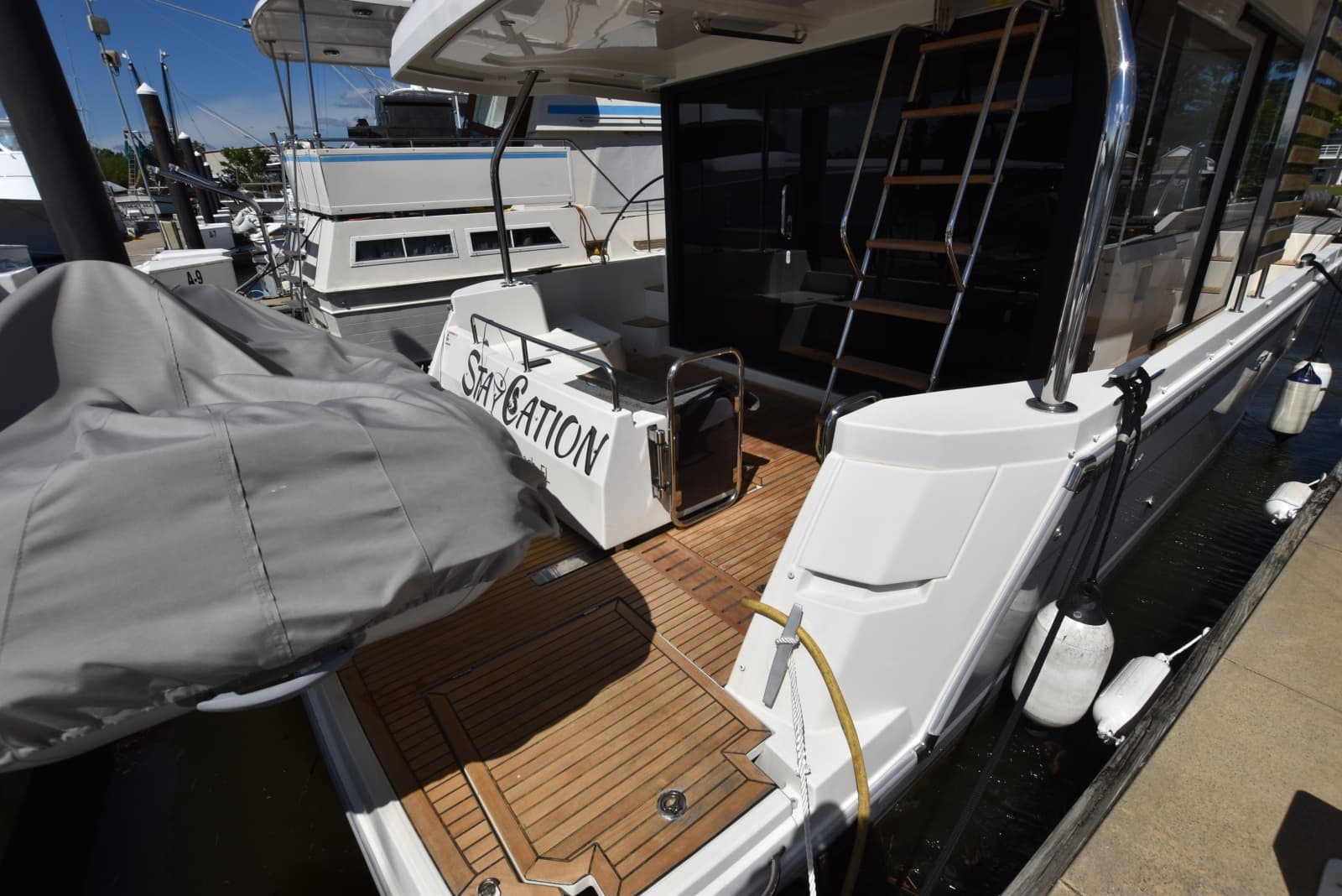 2023 Beneteau Swift Trawler 41 Fly - Photo 4