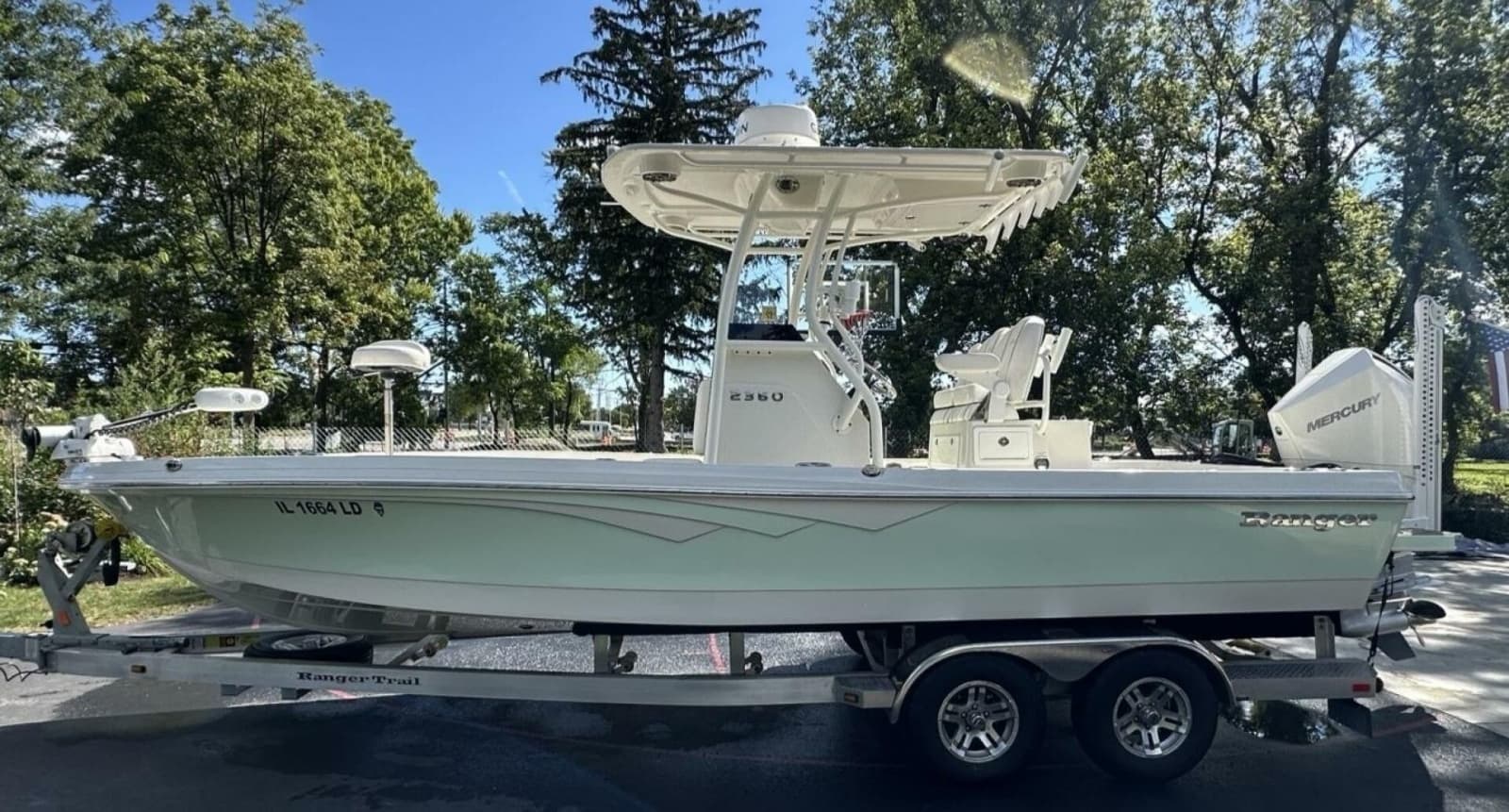 2022 Ranger 2360 Bay - Photo 13