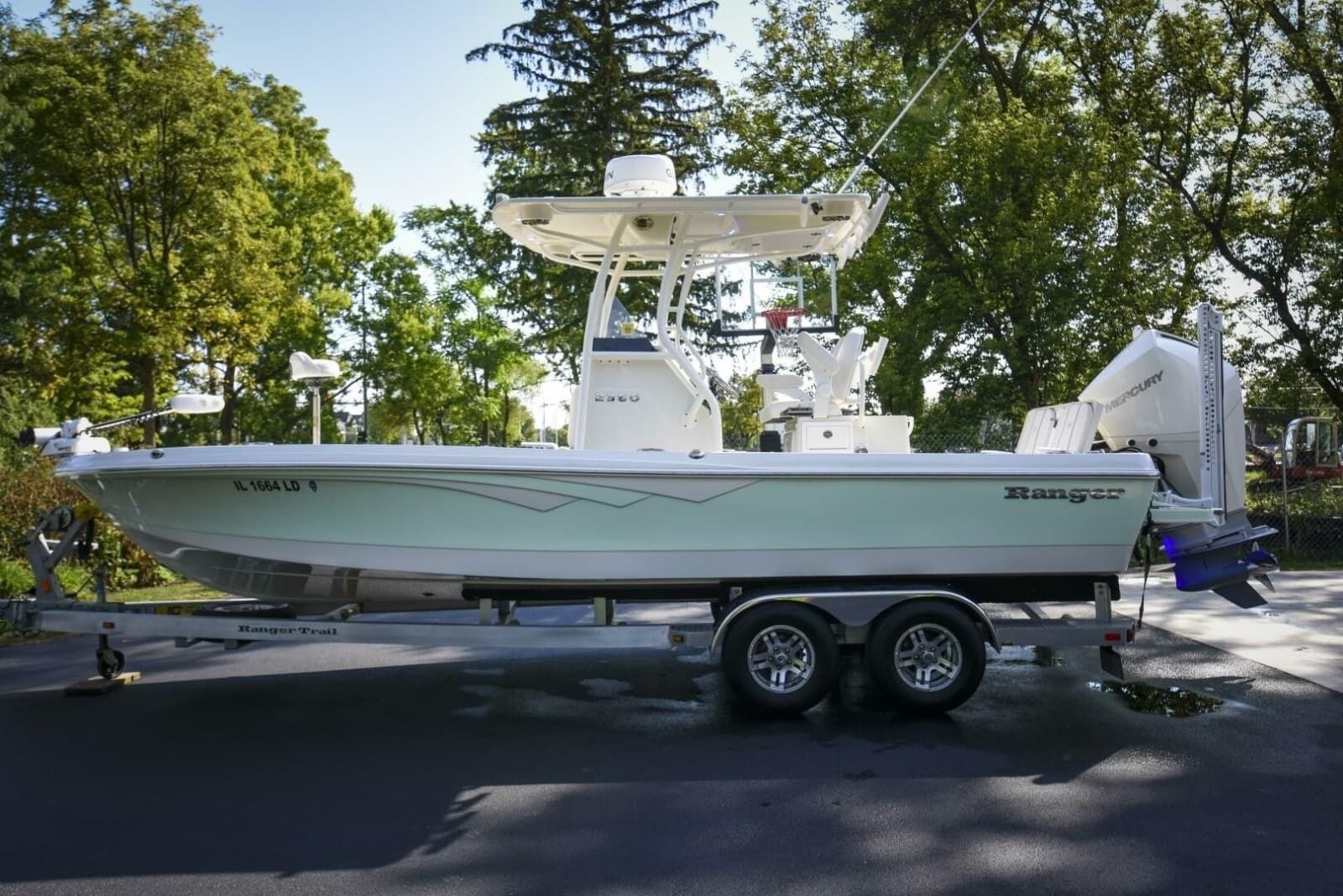 2022 Ranger 2360 Bay - Photo 10