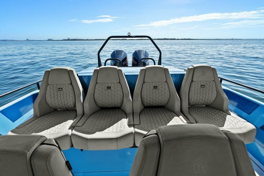  2022 Axopar Brabus Shadow 500 TT -Aft Seating