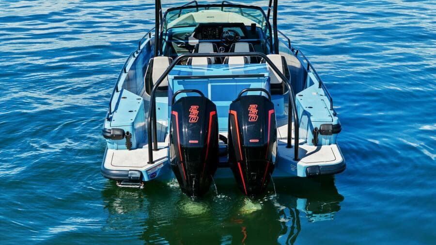 2022 Axopar Brabus Shadow 500 TT - Stern