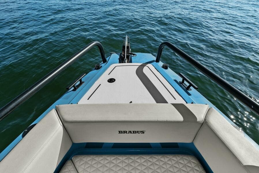 2022 Axopar Brabus Shadow 500 TT - Bow