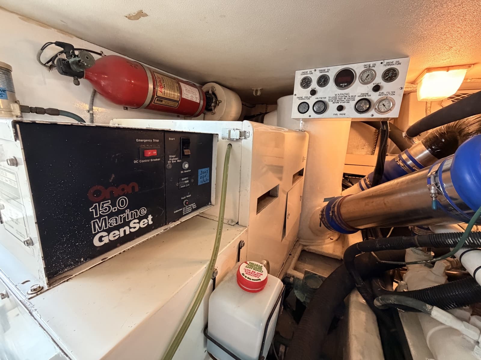 1994 Viking 50 Convertible - Photo 43