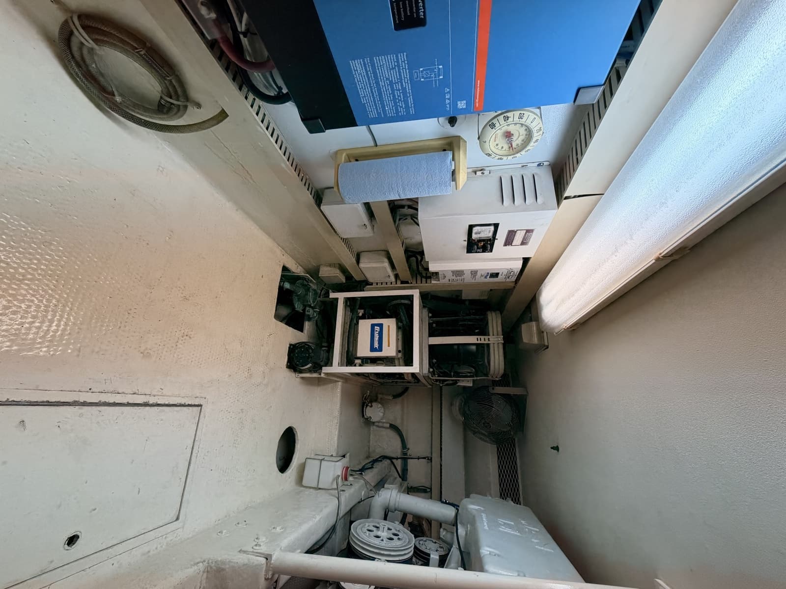 1994 Viking 50 Convertible - Photo 35