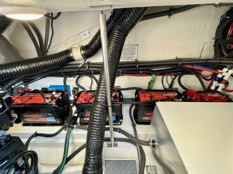 2024 Formula 350 Crossover Bowrider