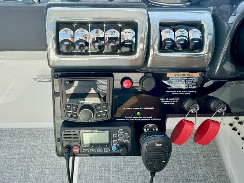 2024 Formula 350 Crossover Bowrider