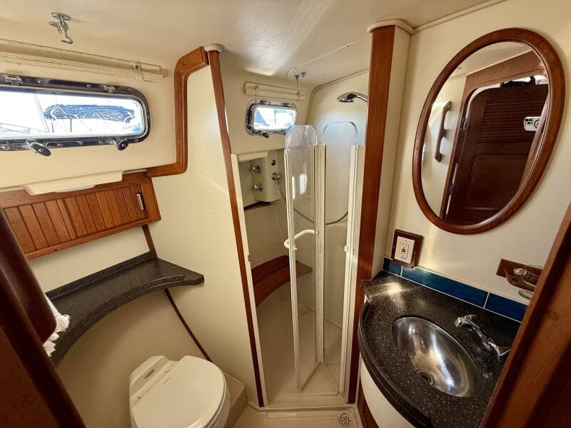 2005 Island Packet 485