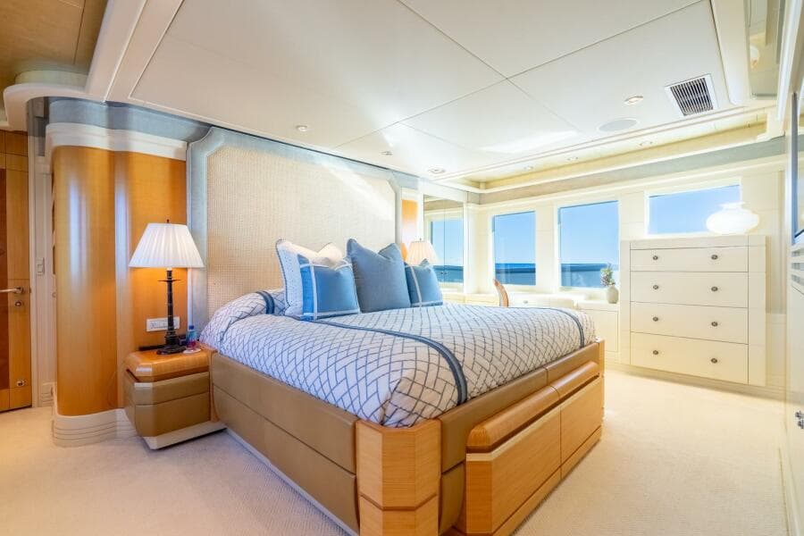 2001 Delta Marine Tri-Deck