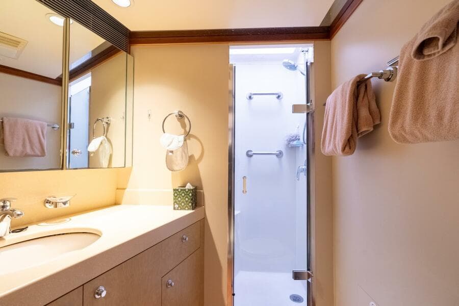 2001 Delta Marine Tri-Deck