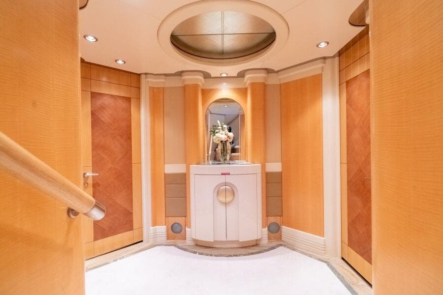 2001 Delta Marine Tri-Deck