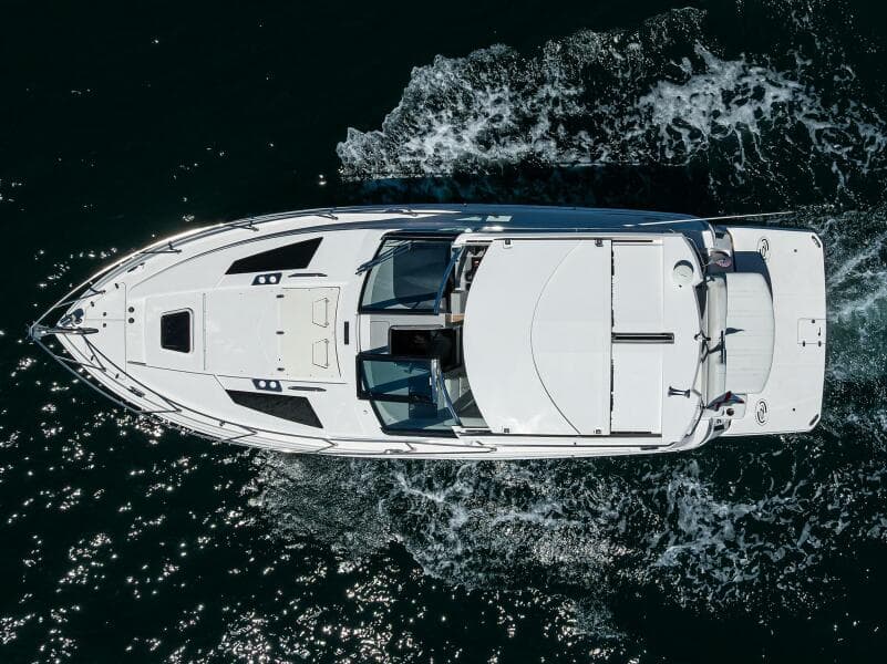 2020 Regal 35 Sport Coupe