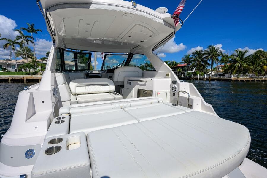 2020 Regal 35 Sport Coupe