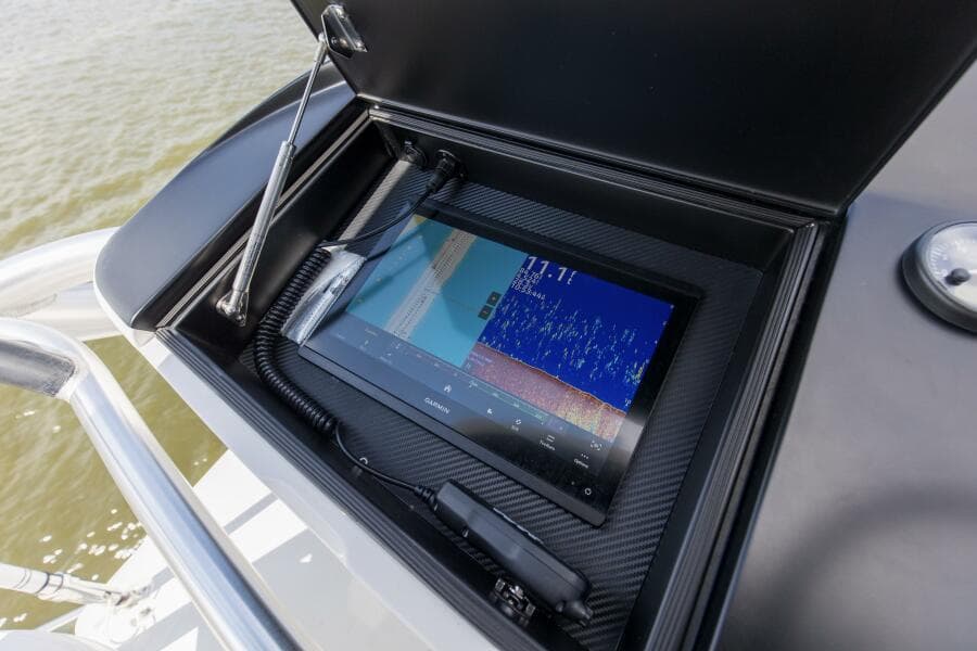 2016 92 Viking Enclosed Bridge Touche Bridge Tower (2)