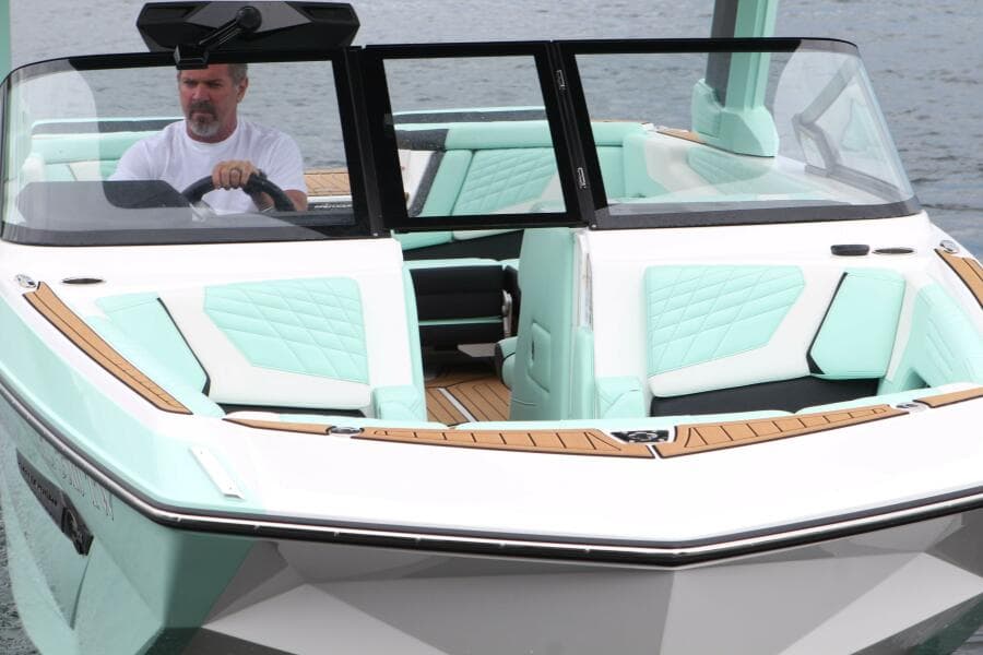 2024 Nautique Super Air G23