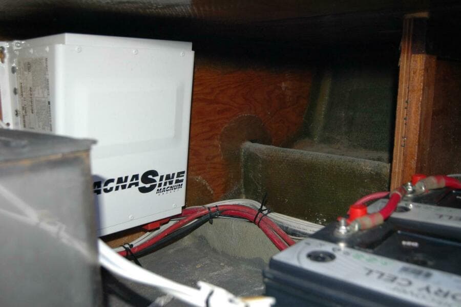 1987 Bertram 33 Sport Fisherman