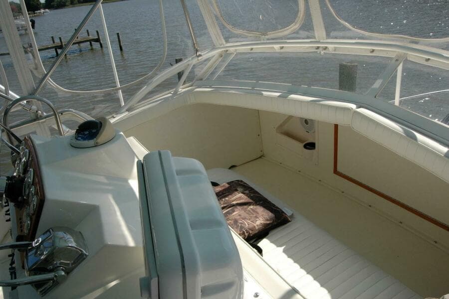 1987 Bertram 33 Sport Fisherman