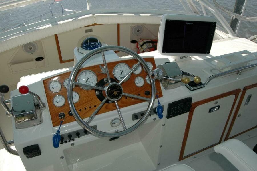 1987 Bertram 33 Sport Fisherman