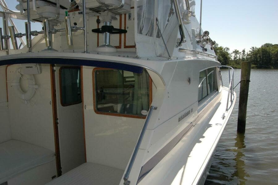 1987 Bertram 33 Sport Fisherman