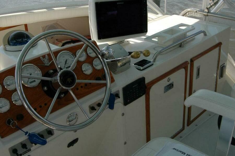 1987 Bertram 33 Sport Fisherman