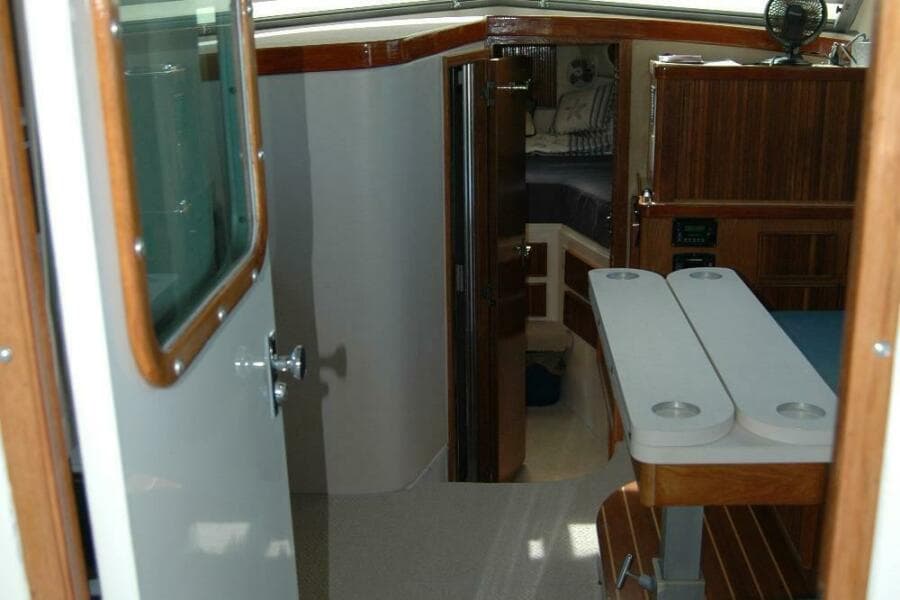 1987 Bertram 33 Sport Fisherman