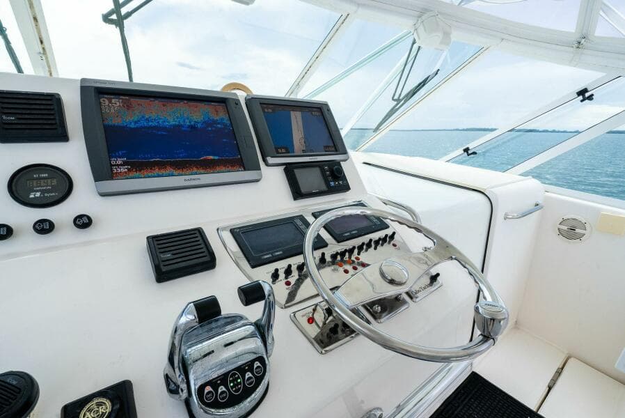 2004 Cabo 40 Hardtop Express