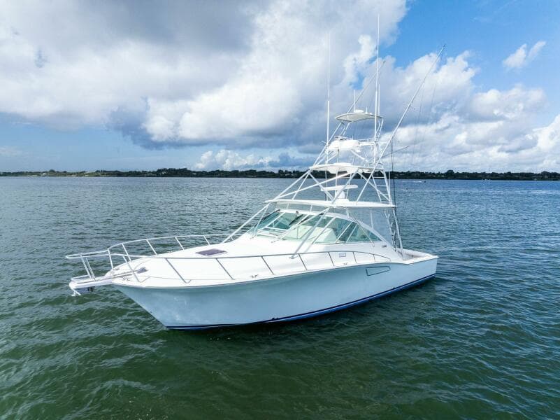 2004 Cabo 40 Hardtop Express