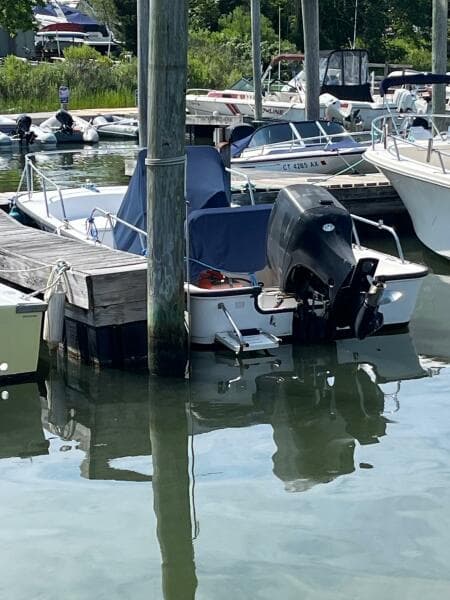 2004 Boston Whaler  - Photo 5