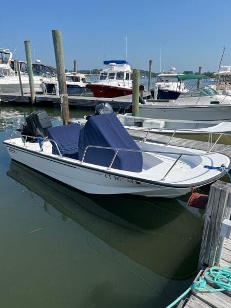 2004 Boston Whaler  - Photo 6