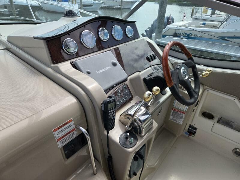 2007 Sea Ray 310 Sundancer
