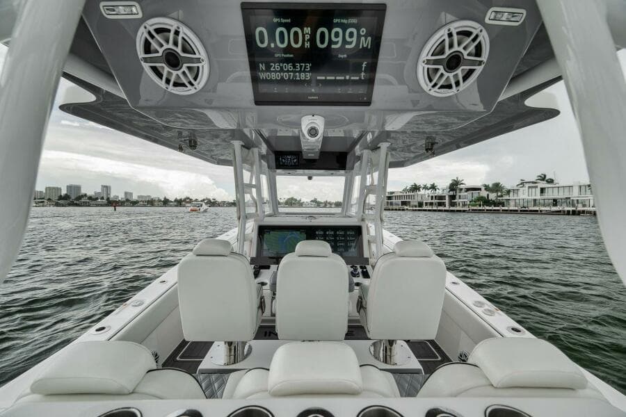 2024 Invincible 43 Open