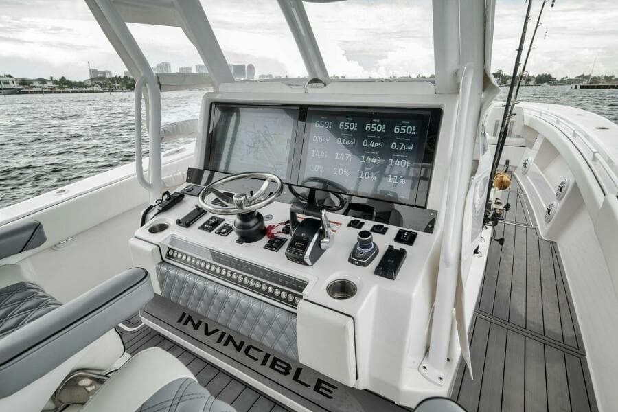 2024 Invincible 43 Open