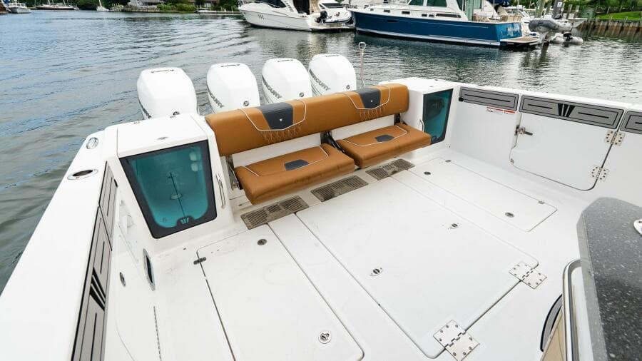 2021 Wellcraft 402 Fisherman