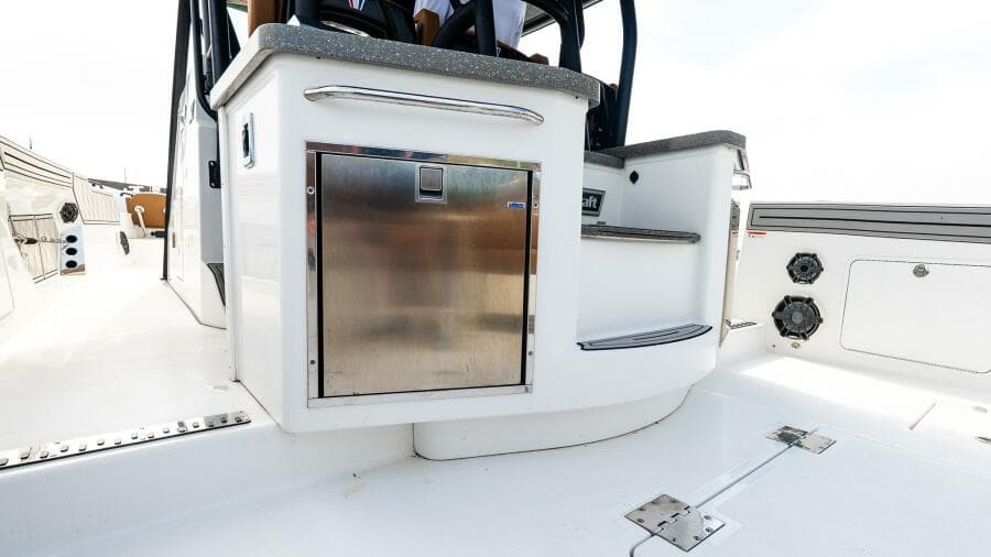 2021 Wellcraft 402 Fisherman