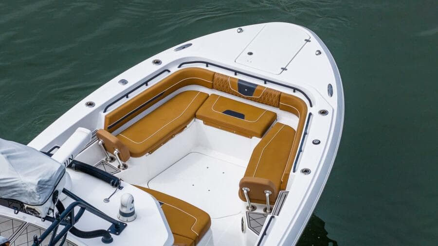 2021 Wellcraft 402 Fisherman