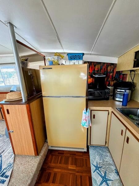 1977 Bertram 42 Motor Yacht